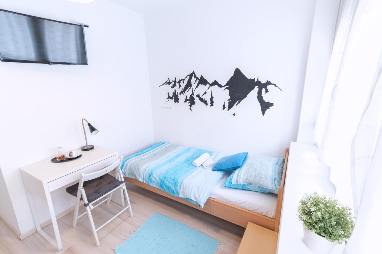 The Dots Hostel Zagreb Exterior foto